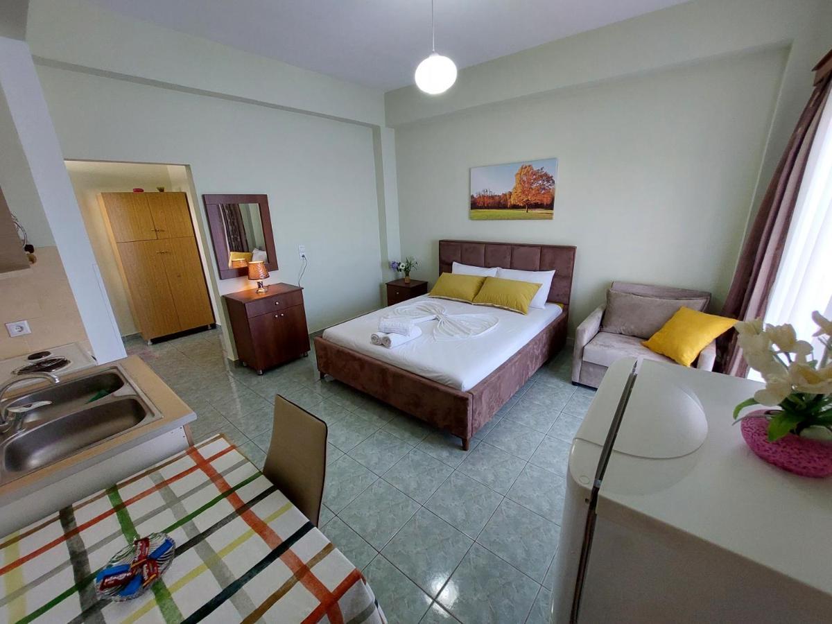 The Sun House Apartamento Sarandë Exterior foto