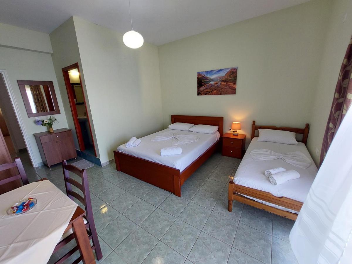 The Sun House Apartamento Sarandë Exterior foto