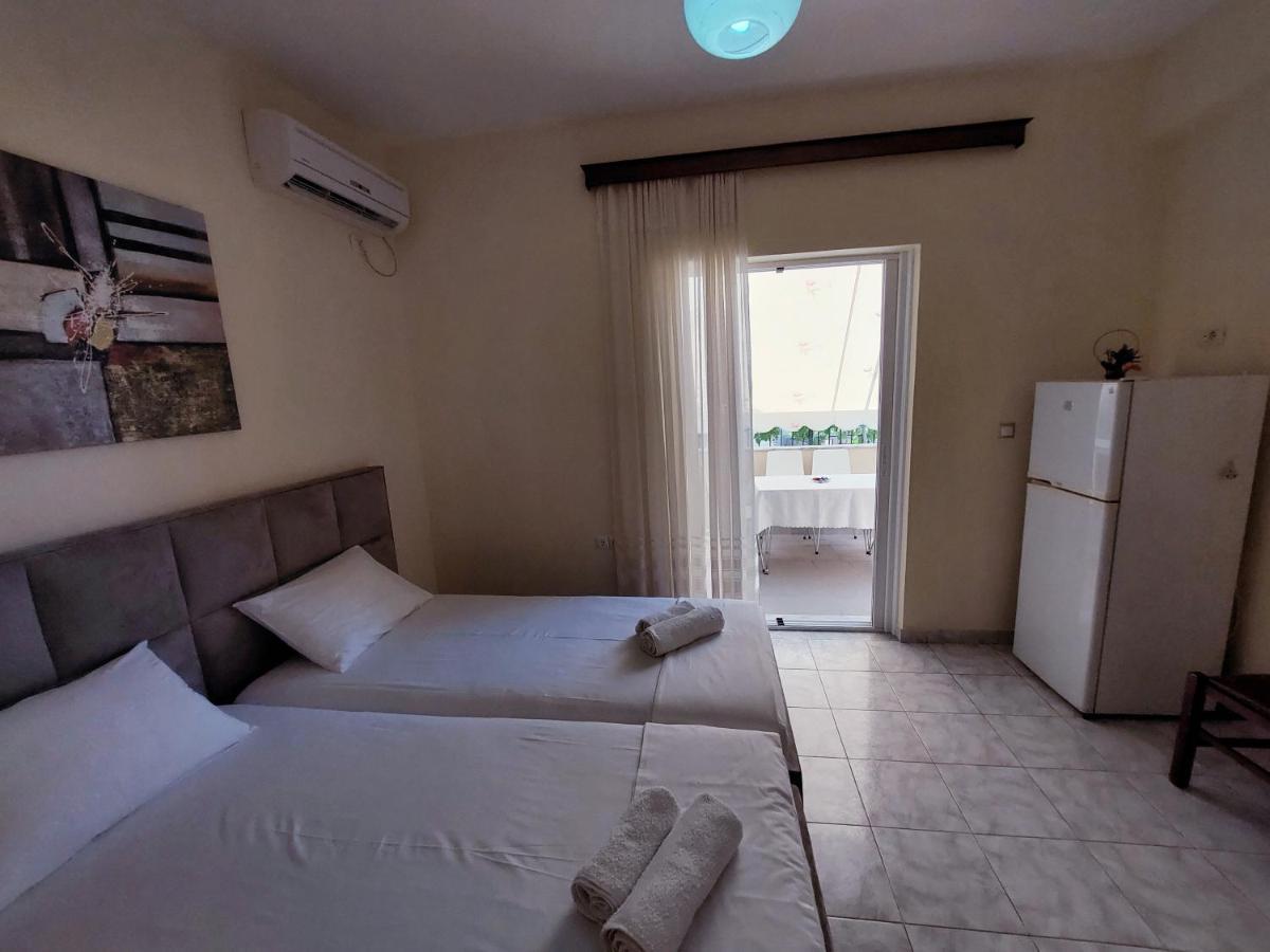 The Sun House Apartamento Sarandë Exterior foto