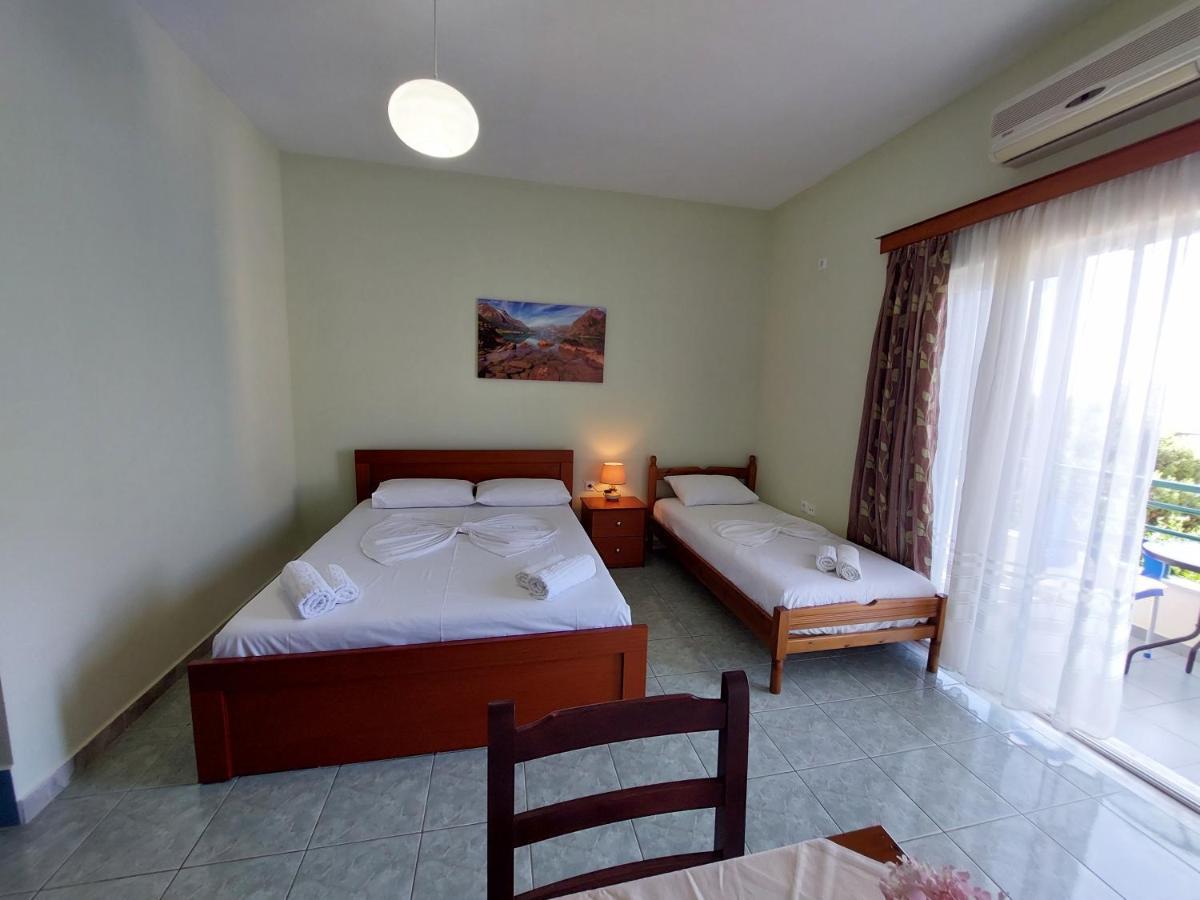 The Sun House Apartamento Sarandë Exterior foto