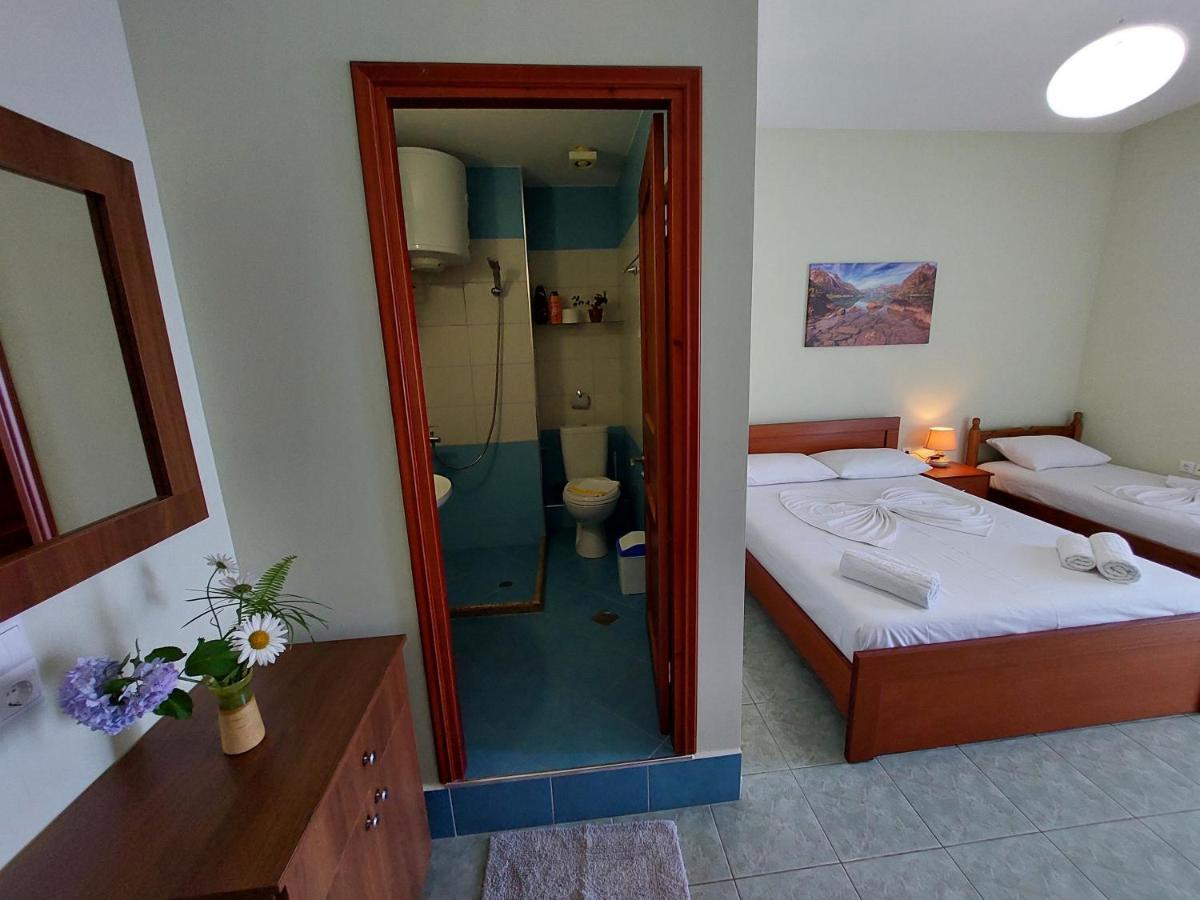The Sun House Apartamento Sarandë Exterior foto