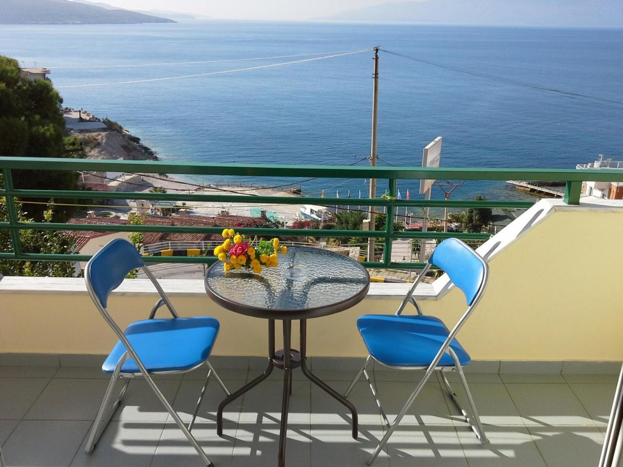 The Sun House Apartamento Sarandë Exterior foto